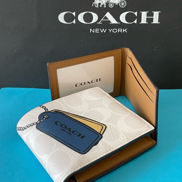 NWT Coach 3 In 1 Wallet In Signature Canvas With Trompe L'oeil Print Multi Color - Picture 2 of 7